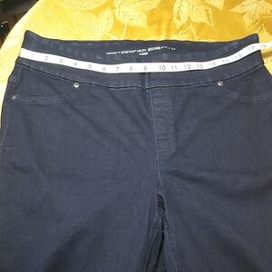 Chico's brand women's Navy Stretch Jegging Jeans